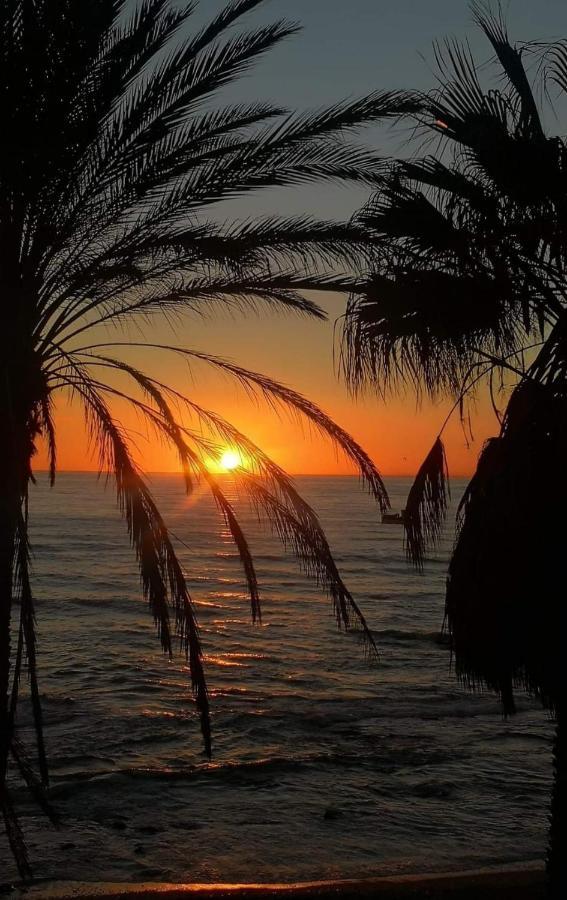 Benalbeach Casa Kito Dreams 1ª Linea Playa 베날마데나코스타 외부 사진